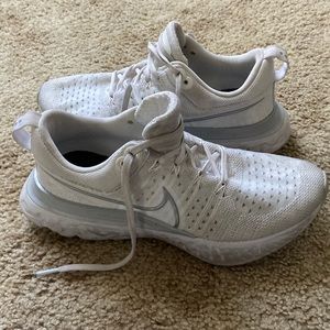 nike womens react infinity sneakers